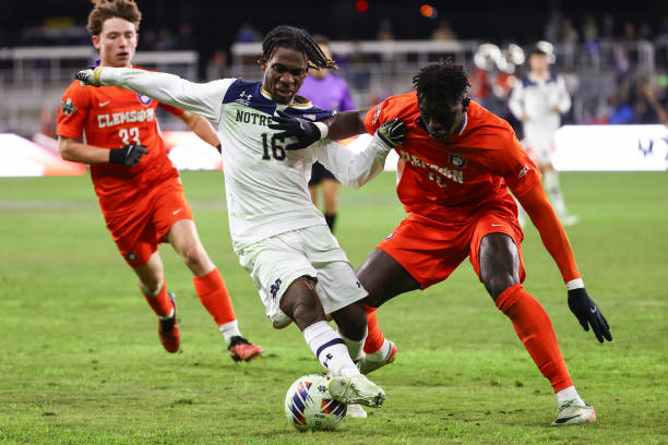 歐國聯小組賽第3輪荷蘭2-2波蘭 克拉森破門德佩罰失絕殺點球.