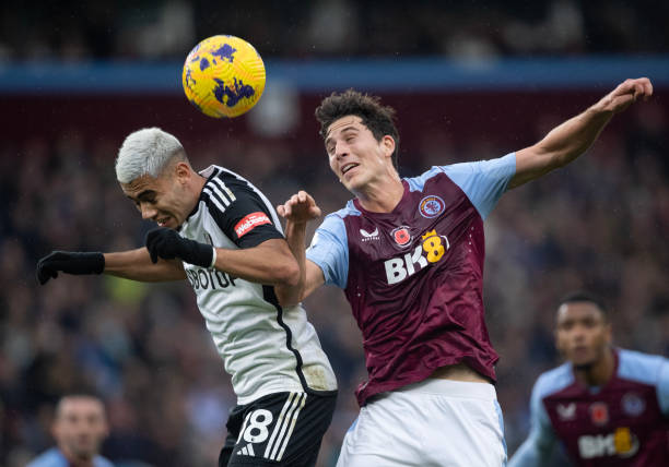 中超第5輪成都蓉城0-0梅州客家 耿曉峰巨大失誤險丟球.